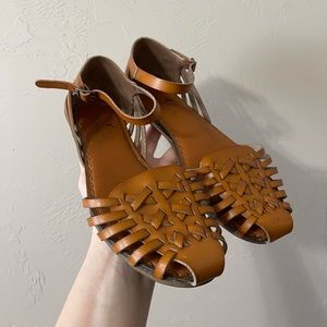 American Eagle Sandals